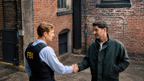Serien backdrop