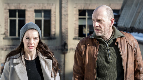 TV-Serien oder wenn sie zu unseren treuesten Wegbegleitern werden. backdrop